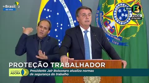 Bolsonaro não aguenta e diz tudo o que pensa durante forte desabafo em cerimôni