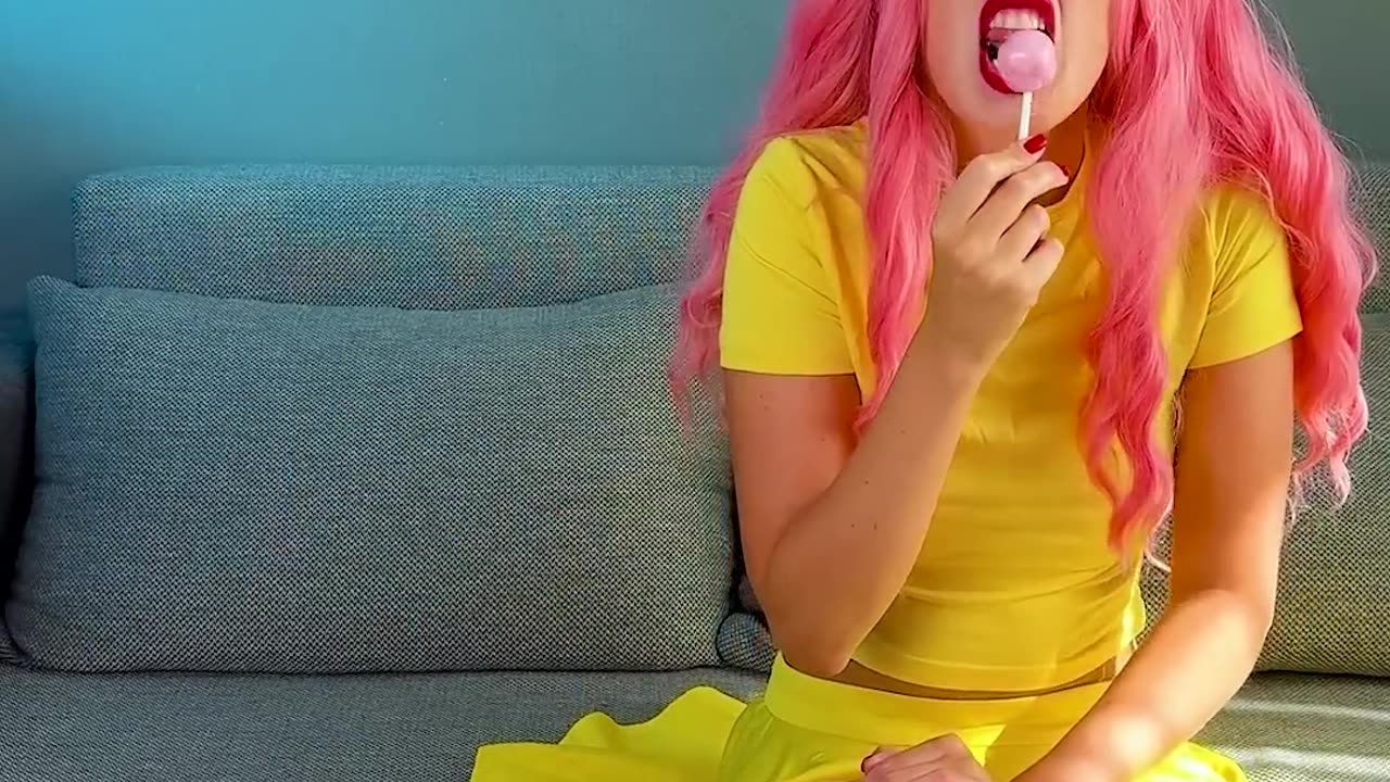 DIY lolipop from gum