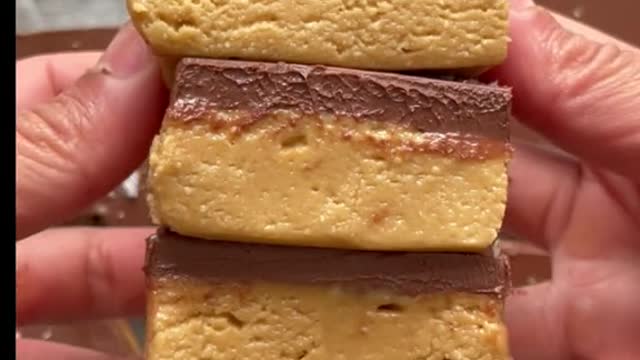 Healthy no bake peanut butter bars Keto