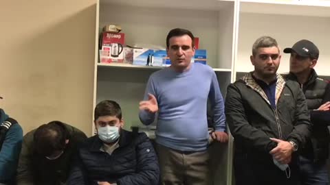 Гарри Кокая на встрече ветеранов с общественностью Нового района