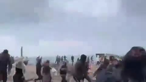 Israeli occupation forces open fire on Palestinians in Gaza trying to get ...