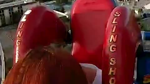 Rollercoaster goes wrong MUST WATCH