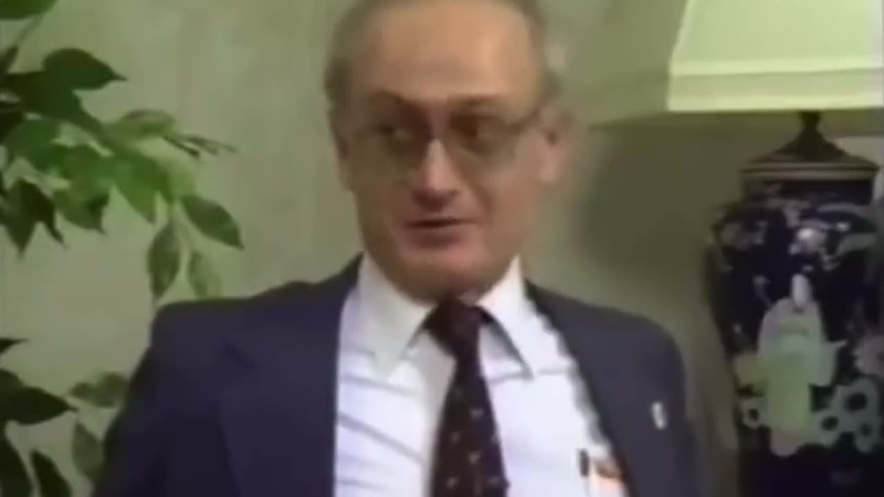 Yuri Bezmenov Explains In The 70's How The United States Population Has Been Captured/Brainwashed!!!