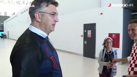 Turistkinja mislila da je Njonjo premijer pa tražila Plenkovića da je slika s njim