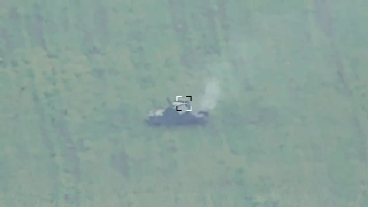 Russian 'Tor-M2' destroyed by Ukrainian FPV