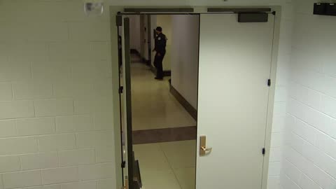 7183CVCULElevator#5Lobby_2021-01-06_21h20min02s563ms.mp4