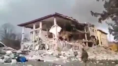 footage of the Russian strikes on the Yavoriv Military Training Center in #Lviv