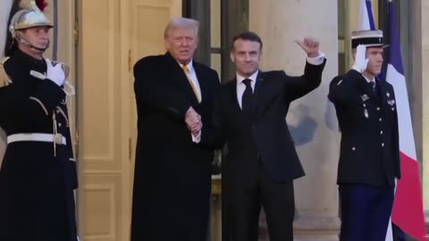 Trump encontrou-se com Macron em Paris