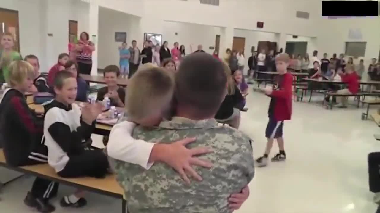 MOST EMOTIONAL SOLDIERS COMING HOME COMPILATION pt5