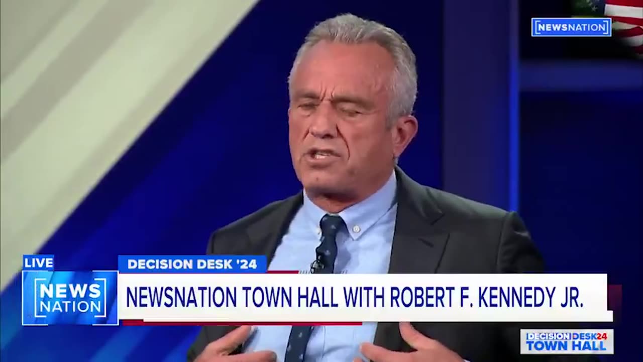 RFK Jr.: 'In Democracy, We Question Everybody—Trusting Experts Is Totalitarianism'