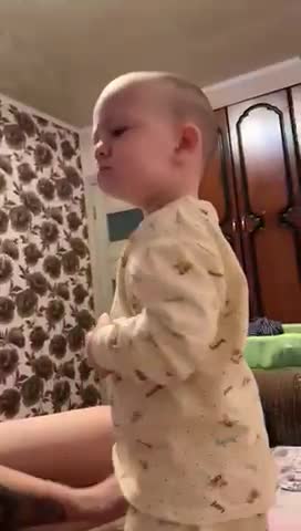 Важный малыш