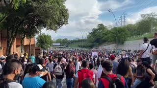 Marcha hacia el puente García Cadena - 7M