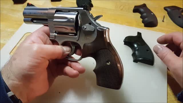 S&W 686+ Grip Extravaganza