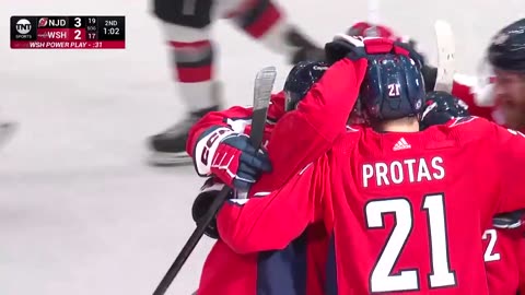 Carlson blasts a PPG