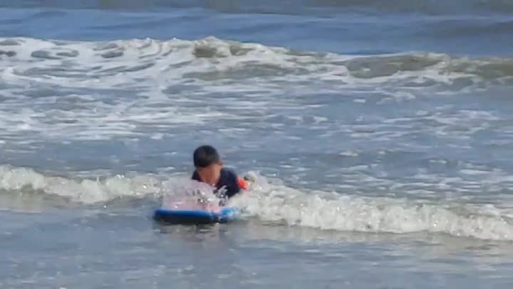 Little surfer