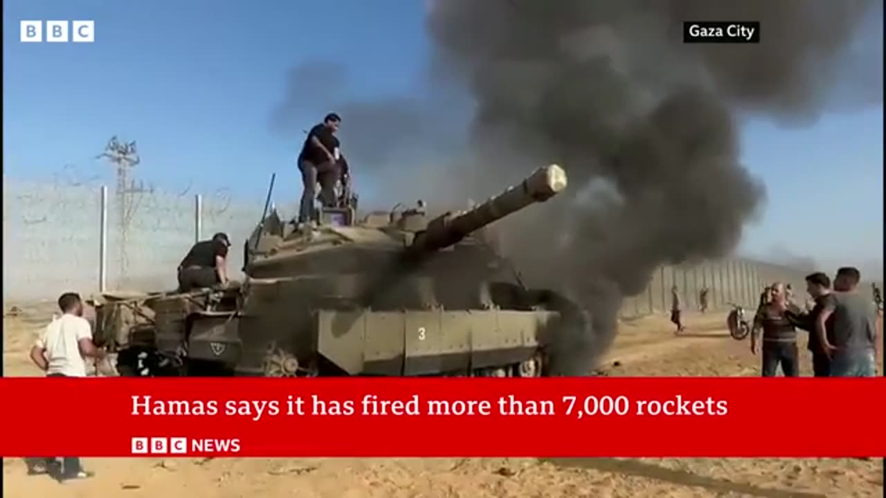 Israel: Palestinian forces launch surprise rocket attack from Gaza - BBC News