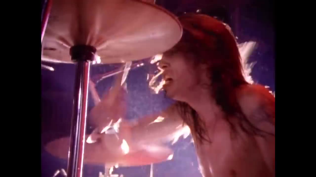 Nirvana - Lithium (Official Music Video)