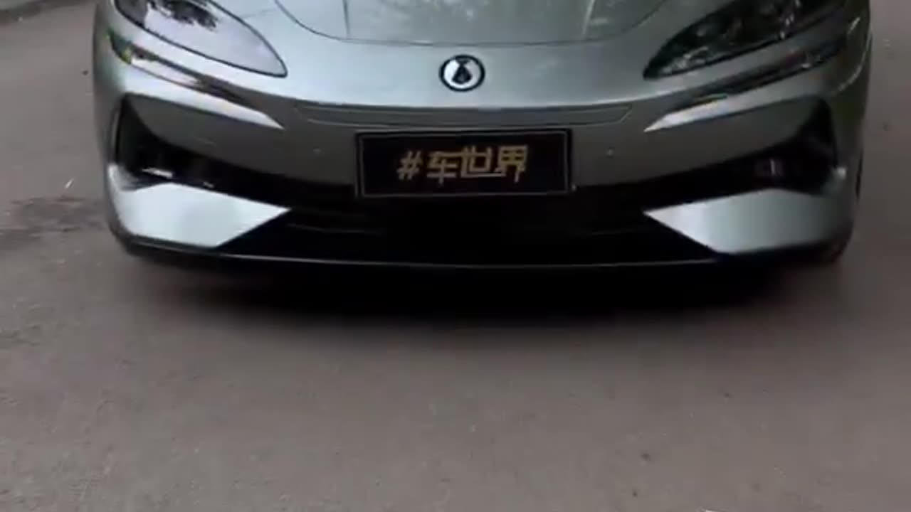 Another Chinese car with impressive features...