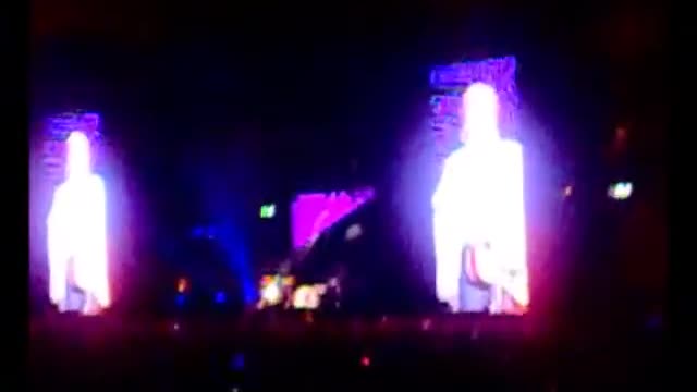 Paul McCartney - Paperback Writer [Cut] (May 23rd, 2011)
