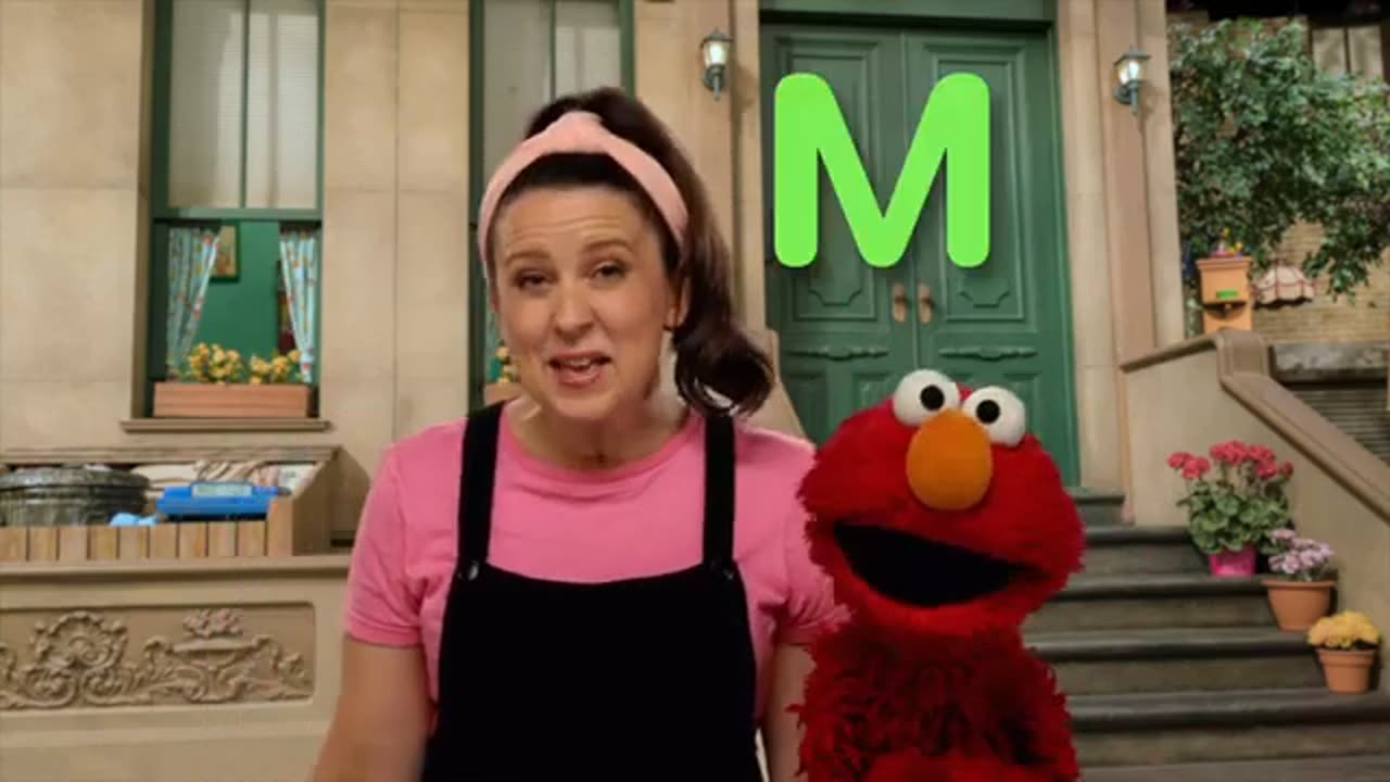 Ms Rachel and elmo goes to school