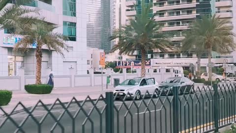 Dubai Marina Traveling Time Video..