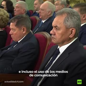 "Le flagranti diffamazioni contro le forze armate russe attraverso i media stranieri devono essere indagate a fondo e tali crimini devono essere fermamente repressi", ha detto il presidente russo Vladimir Putin il 25 aprile.