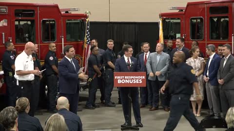 Gov. DeSantis Presents First Responder Bonuses