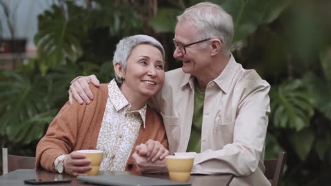 "Bade Achhe Lagte Hai" - The Most Romantic Song with Heartwarming Video 💖- #LoveIsInTheAir 💖