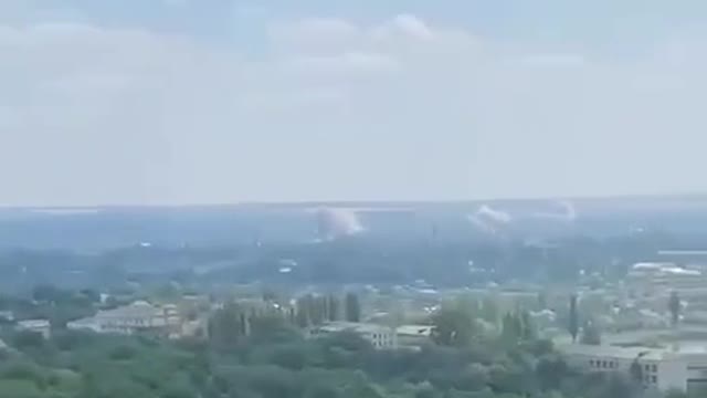 Shelling of Ukrainian military positions in the region of Slaviansk