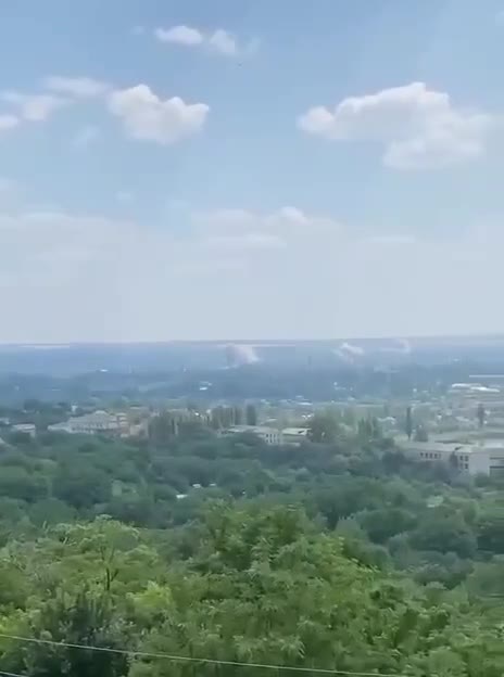 Shelling of Ukrainian military positions in the region of Slaviansk