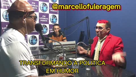 TRANSFORMANDO A POLITICA EM HUMOR