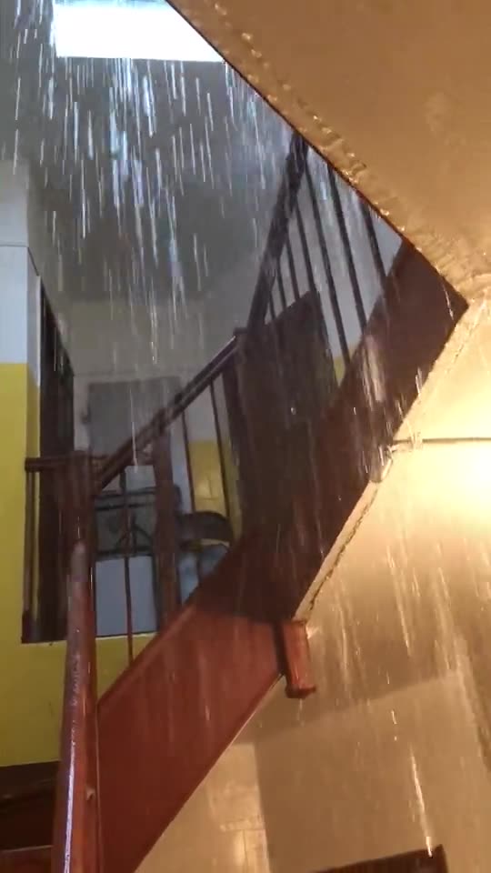 BREAKING – NYC Mayor Adams urges shelter in place amid severe flooding.