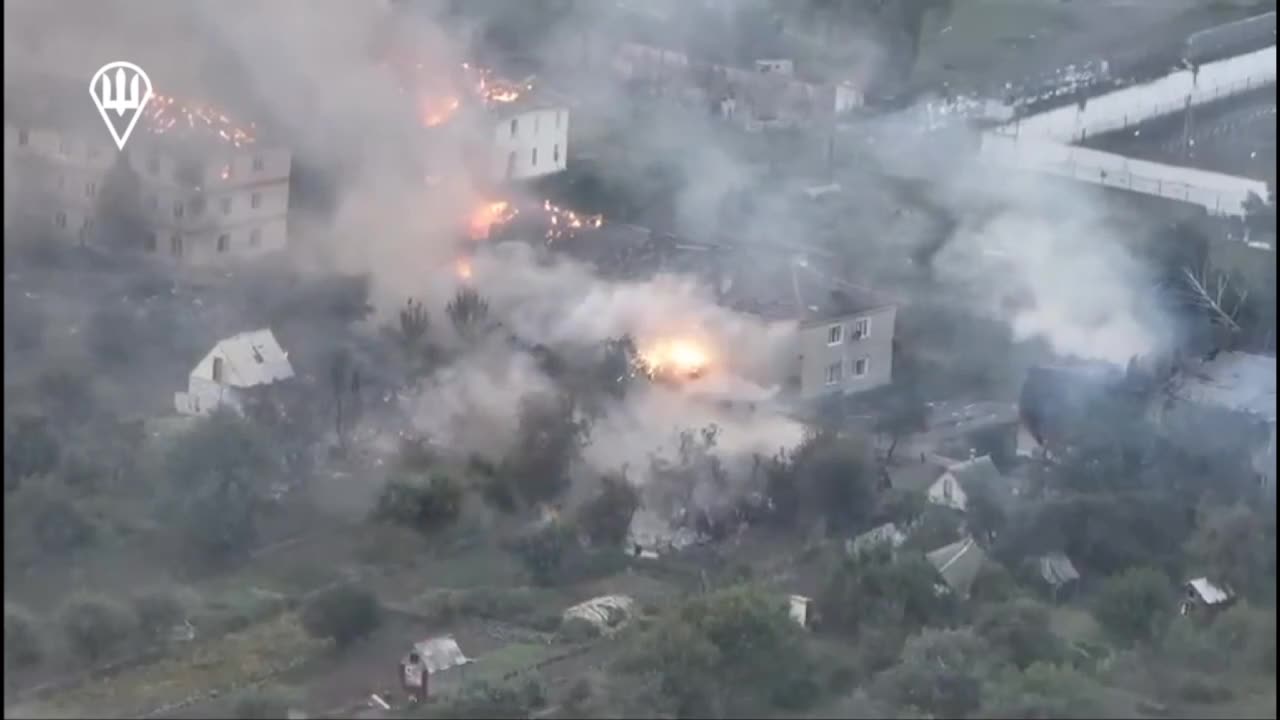 Ukrainian Marder IFV Firing on Russian Positions (Village of Mala Loknya,Kursk Oblast)