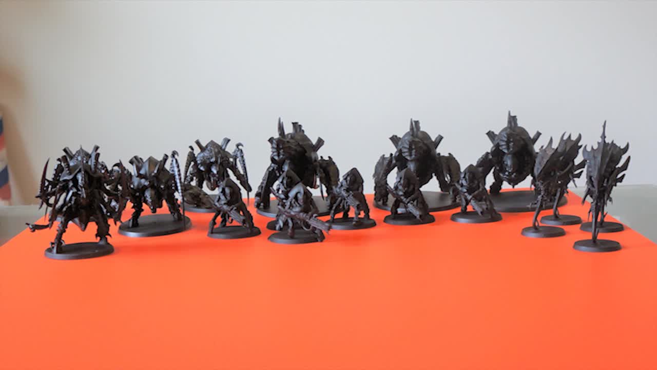 Assembling Tyranid Army