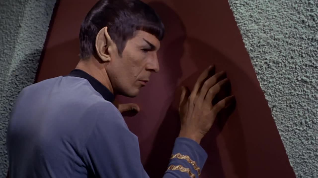 Star Trek S01E23 A Taste of Armageddon