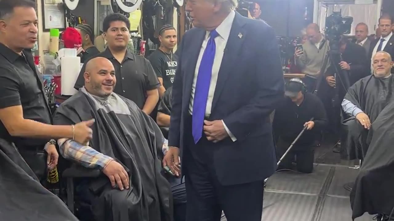 Trump visits Javiel’s Barbershop in Bronx, NY