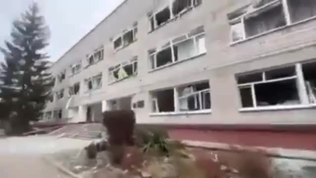 Ukraine near Kiev. 2 tanks of rashists fired at ordinary houses and a school.