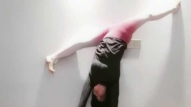 yoga shape, yoga handstand