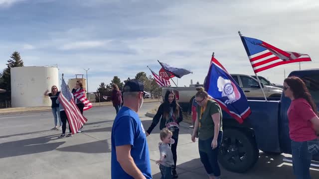 Peoples' Convoy on Interstate 80 in Cheyenne, Wyoming