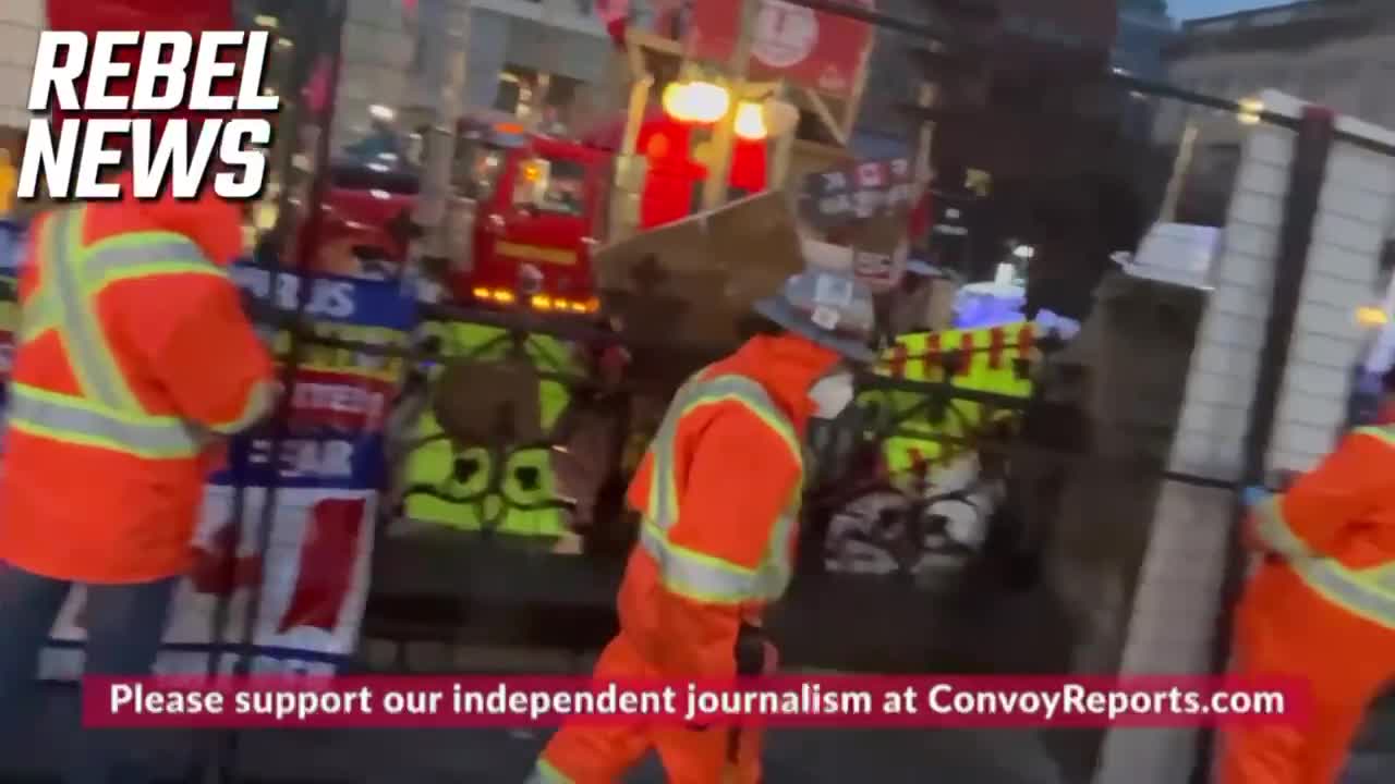 BREAKING IN OTTAWA - Fence Goes Up Around Parliament!