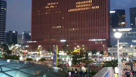 20190916_V3_S03(_jAZ0mcmHwA)서울역 대합실에서 큰절하는 여인은_ 왜_