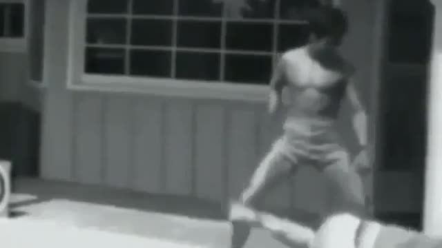 Bruce Lee Training