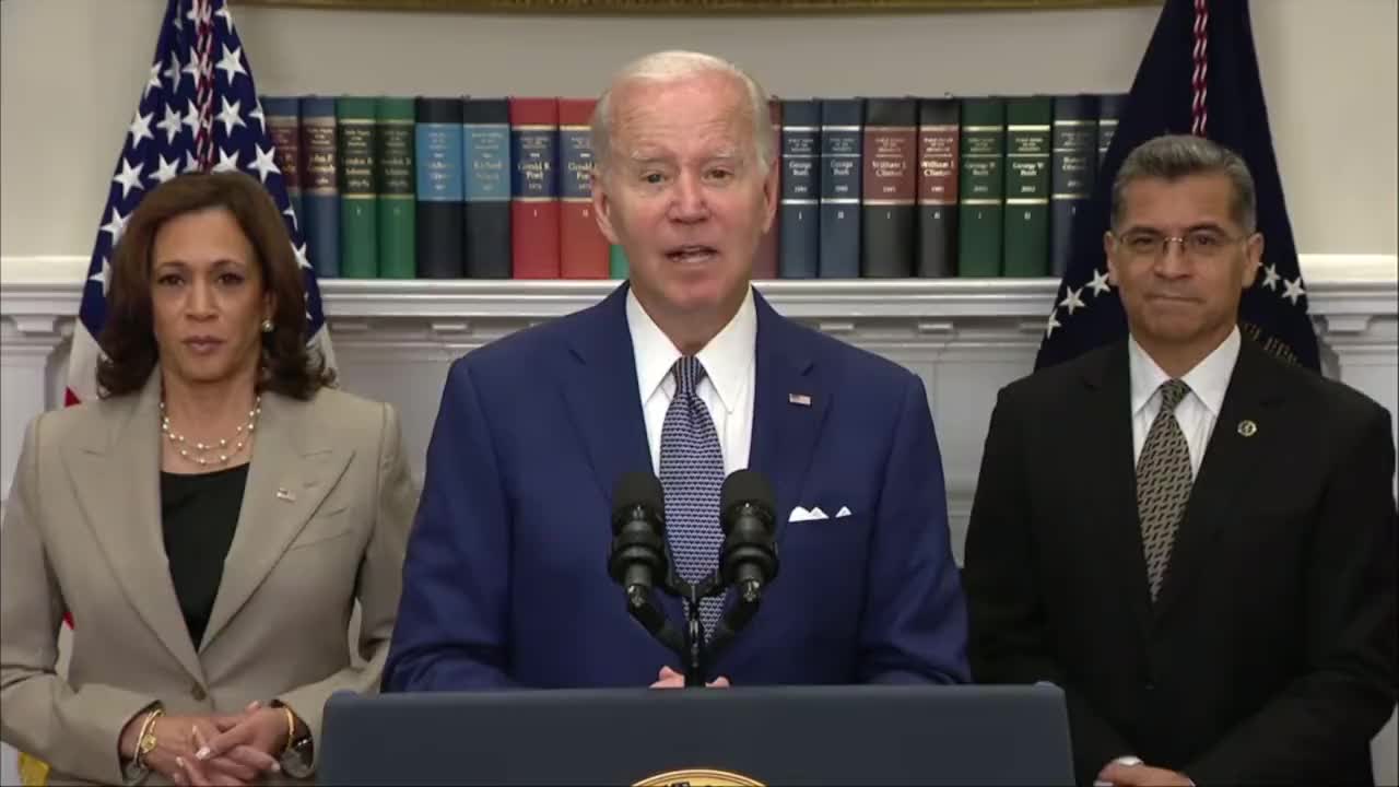 La gaffe di Biden legge il gobbo la fine citazione