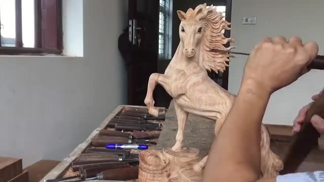 Wood carving - make horse from wood at home