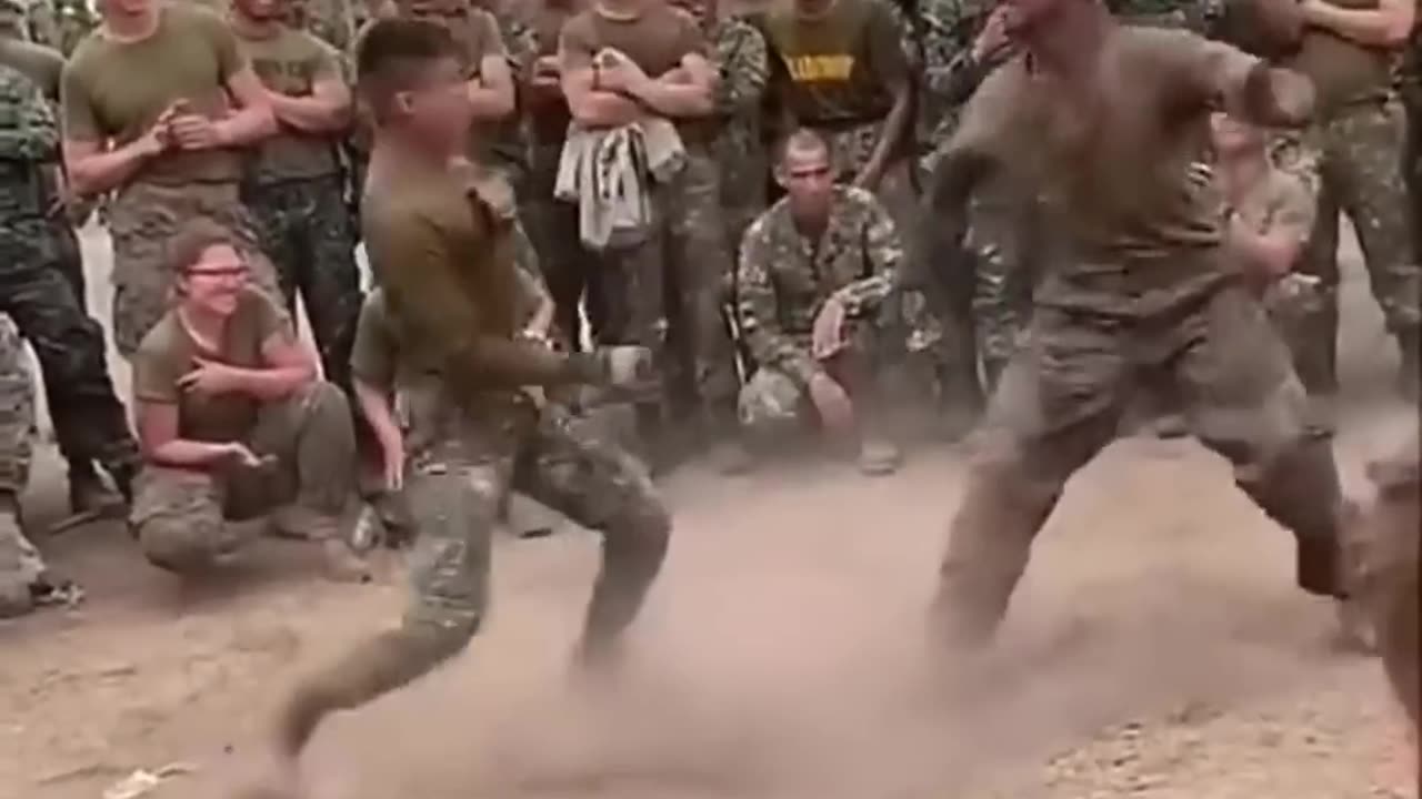 Friendly_Knife_Fighting_Between_Philippine_Marine_And_USMC