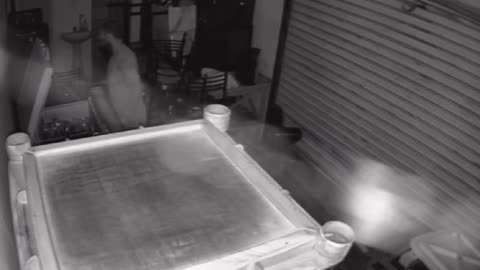 Ladrón ingresó a un negocio a tomar cervezas en Barrancabermeja