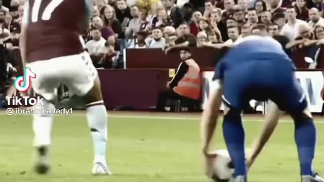 A football video between one game and another expresses feelings