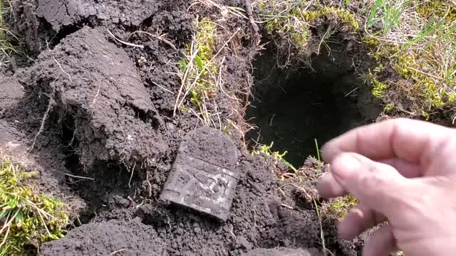 Metal Detecting Old Ghost Town Treasures