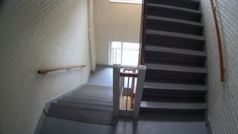 3883FHOB03Stair7_2021-01-06_09h23min36s840ms.mp4