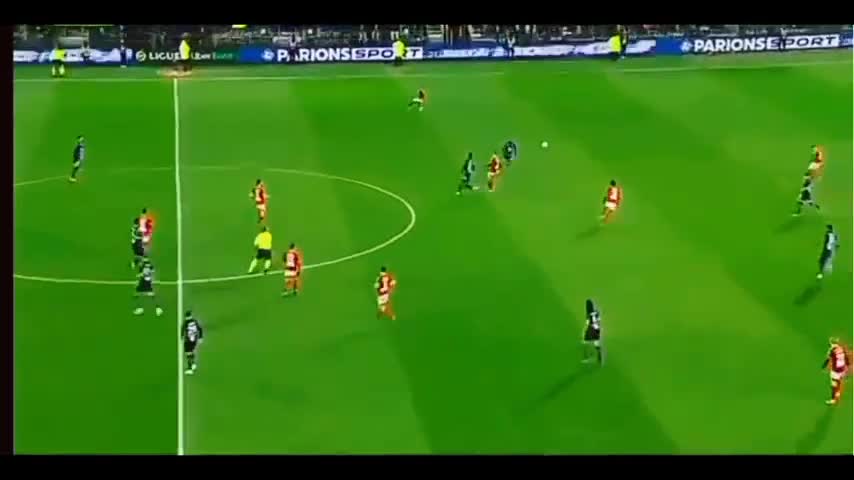 هدف حارث